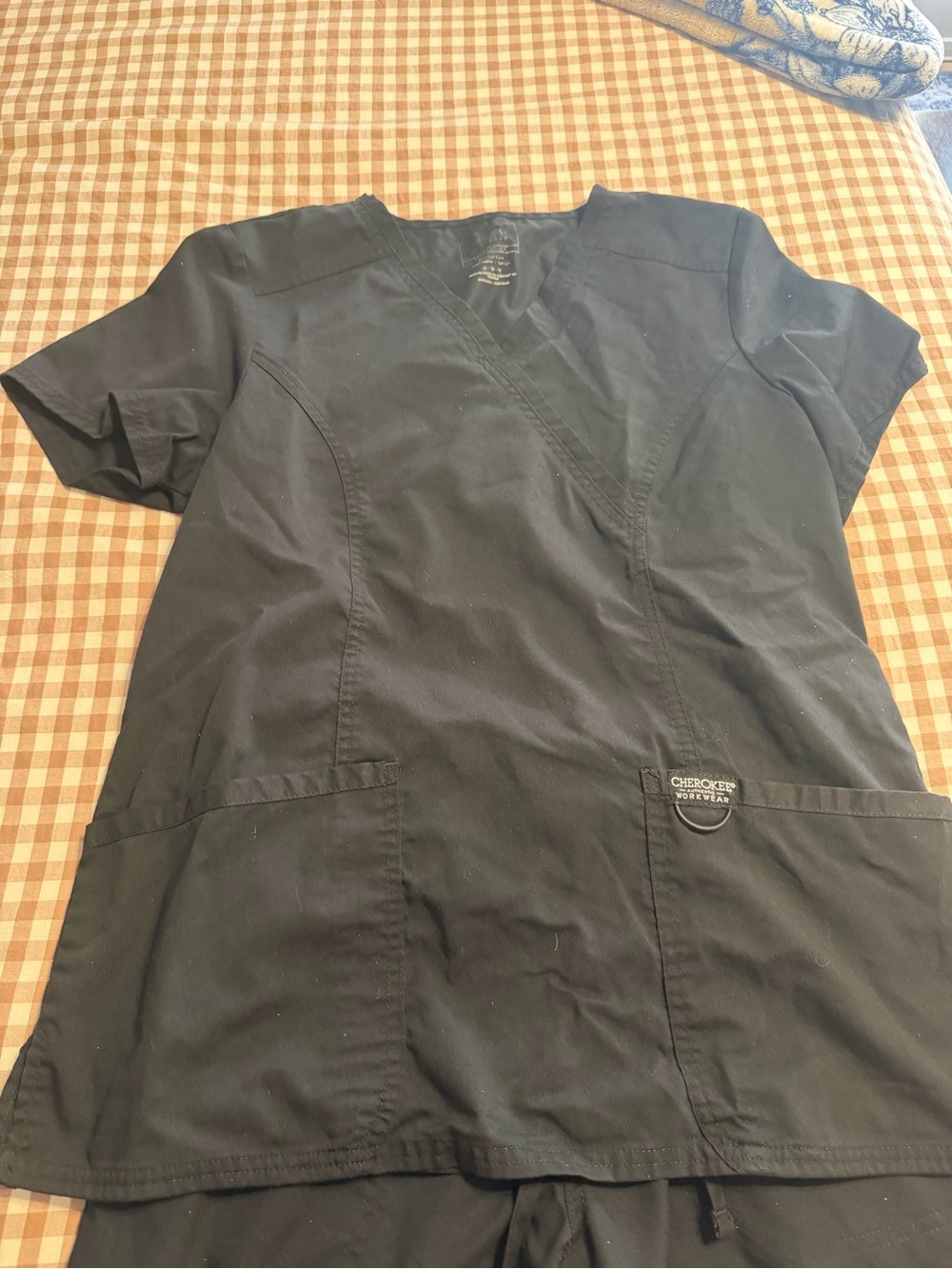 Cherokee Black V-Neck Wrap Scrub Top M